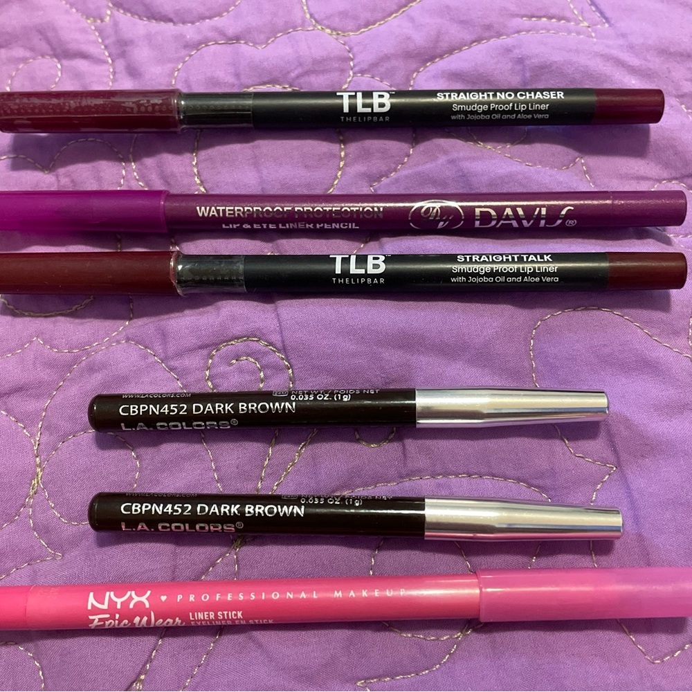 LOT OF 6 EYELINER/LIPLINER PENCILS